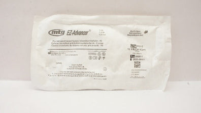 MTG 32212 EZ-Advancer Pre-lubricated Closed System Intermittent Cath.-Kit